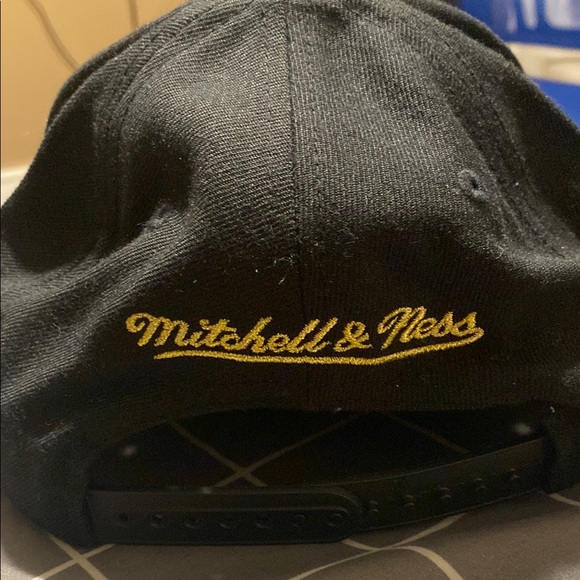 Chicago Bulls Black Snapback Hat - Picture 3 of 3